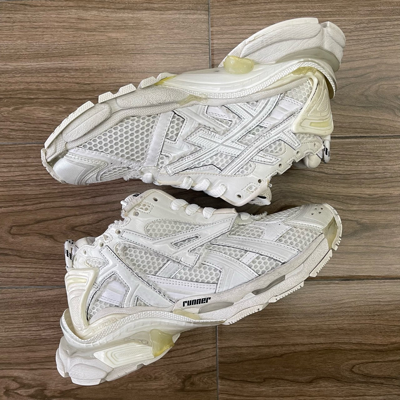 Balenciaga Runner Triple White Size US6/EU36