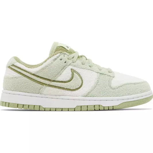 Wmns Dunk Low SE 'Fleece - Honeydew'